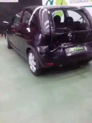 Veicolo di demolizione opel corsa c silverline dell'anno 2006 alimentato z13dt