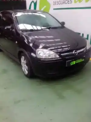 Veicolo di demolizione opel corsa c silverline dell'anno 2006 alimentato z13dt