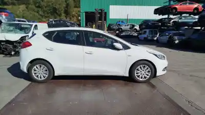 Scrapping Vehicle kia cee´d spirit of the year 2012 powered d4fc