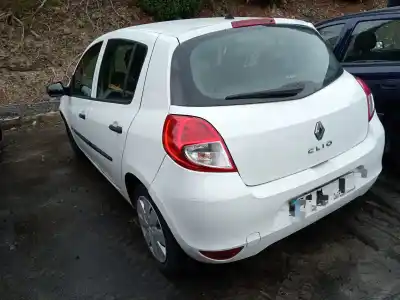 Veículo de Sucata renault clio iii authentique do ano 2009 alimentado k9k768