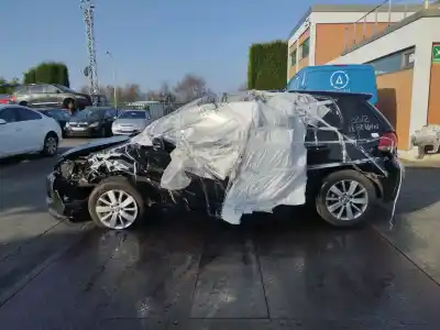 Veicolo di demolizione volkswagen golf vi (5k1) 1.6 tdi dell'anno 2011 alimentato cayc