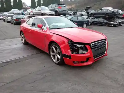 Veicolo di demolizione audi a5 coupe (8t) 2.0 tdi quattro dell'anno 2010 alimentato 