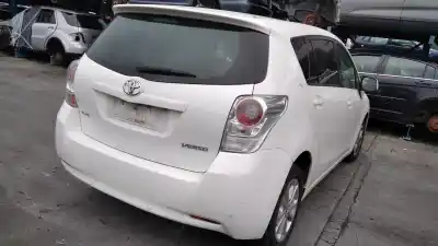 Veicolo di demolizione toyota verso active dell'anno 2012 alimentato 1adftv