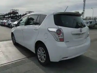Veicolo di demolizione toyota verso active dell'anno 2012 alimentato 1adftv