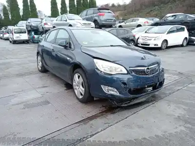 Здавання транспортного засобу opel astra j lim. selective року 2012 потужний a17dtr