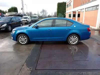 Утилизация автомобиля SKODA OCTAVIA III COMBI (5E5, 5E6) 1.6 TDI года 0 питание CLHA