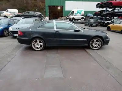 Verschrottungsfahrzeug MERCEDES-BENZ CLASE CLK (W209) COUPE 270 CDI (209.316) des Jahres 2004 angetrieben OM612967