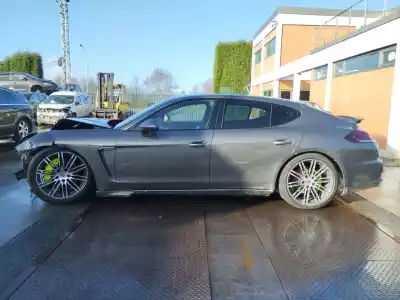 Veículo de Sucata porsche panamera diesel do ano 2018 alimentado cwj