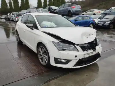 Здавання транспортного засобу seat leon (5f1) 2.0 tdi року 2013 потужний ckfc,crmb,dffa