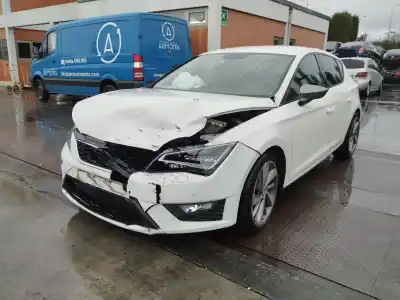 Здавання транспортного засобу seat leon (5f1) 2.0 tdi року 2013 потужний ckfc,crmb,dffa