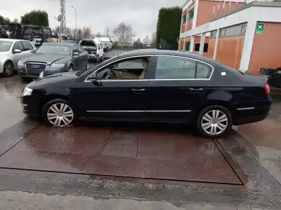 Scrapping Vehicle VOLKSWAGEN PASSAT B6 (3C2) 2.0 TDI 16V 4MOTION of the year 2006 powered BKP,CBAB