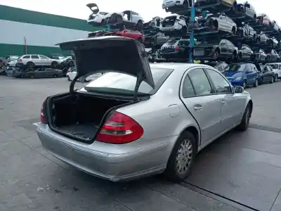 Veículo de Sucata mercedes-benz clase e (w211) e 270 cdi (211.016) do ano 2003 alimentado om 647.961