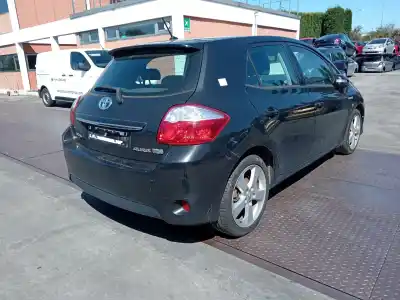 Veicolo di demolizione toyota auris (_e15_) 1.8 hybrid (zwe150_) dell'anno 2010 alimentato 2zr-fxe