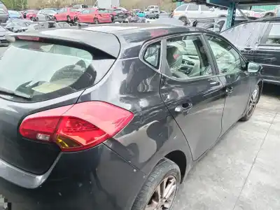 Veículo de Sucata KIA CEE'D (JD) 1.4 CVVT do ano 2013 alimentado G4FA