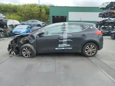 Scrapping Vehicle kia cee'd (jd) 1.4 cvvt of the year 2013 powered g4fa