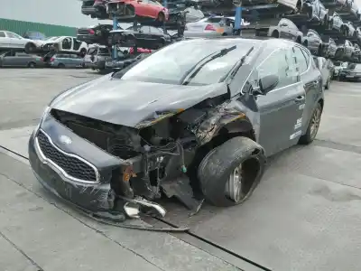Scrapping Vehicle kia cee'd (jd) 1.4 cvvt of the year 2013 powered g4fa