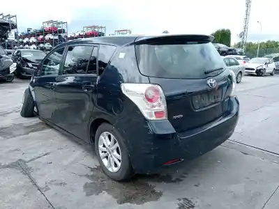 Véhicule à la ferraille toyota verso (_r2_) 2.0 d-4d (aur20_) de l'année 2012 alimenté 1ad