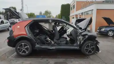 Veículo de Sucata kia niro (de) 1.6 gdi hybrid do ano 2022 alimentado g4ll