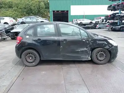 Véhicule à la ferraille CITROEN C3 II (SC_) 1.4 HDI 70 (SC8HZC, SC8HR0, SC8HP4) de l'année 2012 alimenté 8H01