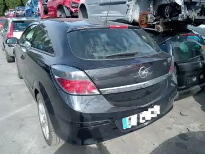 Veicolo di demolizione OPEL ASTRA H GTC (A04)  dell'anno 2006 alimentato Z 17 DTH