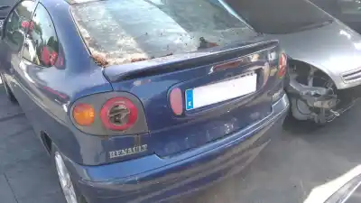 Verschrottungsfahrzeug RENAULT MEGANE I COACH (DA0/1_)  des Jahres 1999 angetrieben F9Q 731,F9Q 734,F9Q 736