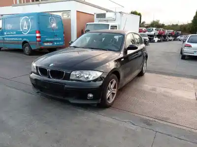 Veículo de Sucata bmw 1 (e87) 118 i do ano 2006 alimentado n46 b20 b