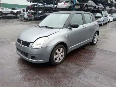 Veicolo di demolizione suzuki swift iii (mz, ez) 1.3 (rs 413) dell'anno 2008 alimentato m13a