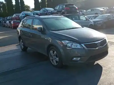 Veículo de Sucata kia cee'd sw (ed) 1.6 crdi 115 do ano 2010 alimentado d4fb