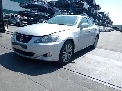 Scrapping Vehicle lexus is ii (_e2_) 220d (ale20) of the year 2006 powered 2ad-fhv