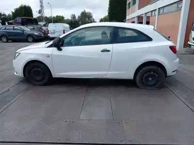 Veicolo di demolizione SEAT IBIZA IV (6J5, 6P1)  dell'anno 2015 alimentato CAYB