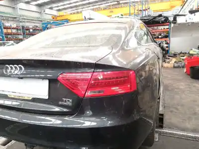 Veicolo di demolizione AUDI A5 SPORTBACK (8TA)  dell'anno 2015 alimentato CNHA