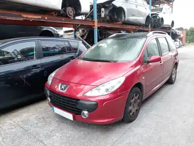 Veicolo di demolizione PEUGEOT 307 SW (3H) 1.6 16V dell'anno 2005 alimentato NFU (TU5JP4)