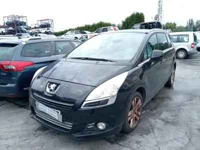 Vehículo de desguace PEUGEOT 5008 (0U_, 0E_)  del año 2011 con motor 9HR (DV6C)