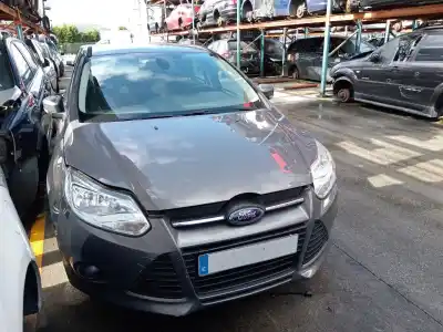 Vehicul casat ford focus iii sedán 1.0 ecoboost al anului 2013 alimentat m1da,m1dc,m1dd