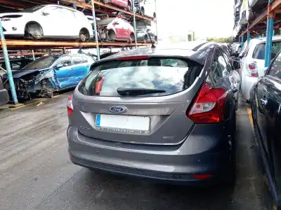 Vehicul casat ford focus iii sedán 1.0 ecoboost al anului 2013 alimentat m1da,m1dc,m1dd