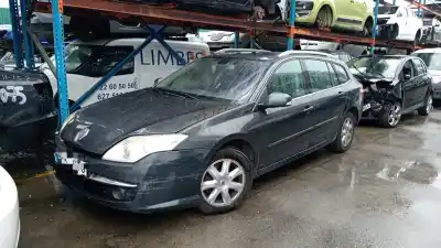 Véhicule à la ferraille RENAULT LAGUNA III (BT0/1)  de l'année 2010 alimenté M9R 742,M9R 744,M9R 802,M9R 814,M9R 854,M9R 858