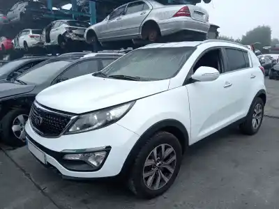 Утилизация автомобиля KIA SPORTAGE III (SL)  года 2015 питание D4FD