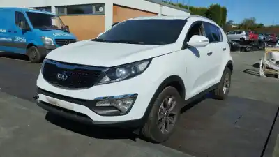 Veicolo di demolizione kia sportage iii (sl) 1.7 crdi dell'anno 2015 alimentato d4fd