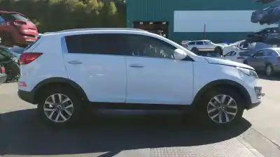 Veicolo di demolizione kia sportage iii (sl) 1.7 crdi dell'anno 2015 alimentato d4fd