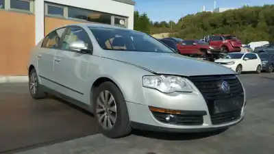 Scrapping Vehicle volkswagen passat b6 (3c2) 2.0 tdi 16v 4motion of the year 2010 powered bkp,cbab