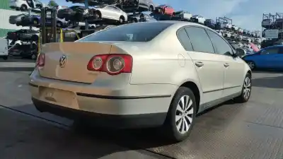 Scrapping Vehicle volkswagen passat b6 (3c2) 2.0 tdi 16v 4motion of the year 2010 powered bkp,cbab