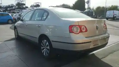 Scrapping Vehicle volkswagen passat b6 (3c2) 2.0 tdi 16v 4motion of the year 2010 powered bkp,cbab