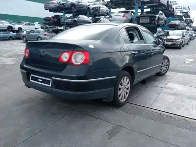 Scrapping Vehicle volkswagen passat b6 (3c2) 2.0 fsi of the year 2005 powered blr,bly,bvx,bvy,bvz
