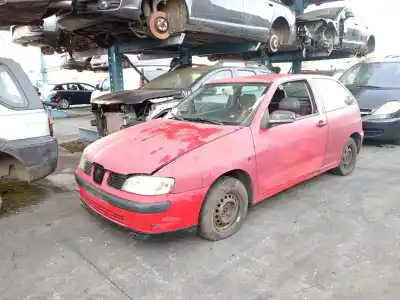 Sloopvoertuig SEAT IBIZA II (6K1) 1.4 I 16V van het jaar 2002 aangedreven AFH,AQQ,AUB