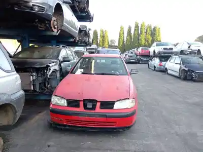 Veículo de Sucata seat ibiza ii (6k1) 1.4 i 16v do ano 2002 alimentado afh,aqq,aub