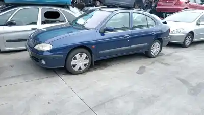 Scrapping Vehicle renault megane i (ba0/1_) 1.9 dti (ba1u) of the year 2003 powered f9q 744