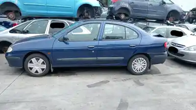 Scrapping Vehicle renault megane i (ba0/1_) 1.9 dti (ba1u) of the year 2003 powered f9q 744