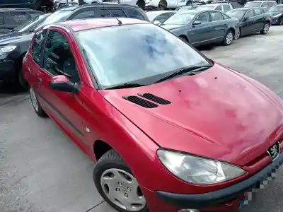 Veículo de Sucata peugeot 206 fastback (2a/c) 1.9 d do ano 2001 alimentado wjy (dw8b),wjz (dw8)