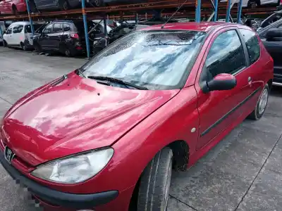 Veículo de Sucata peugeot 206 fastback (2a/c) 1.9 d do ano 2001 alimentado wjy (dw8b),wjz (dw8)