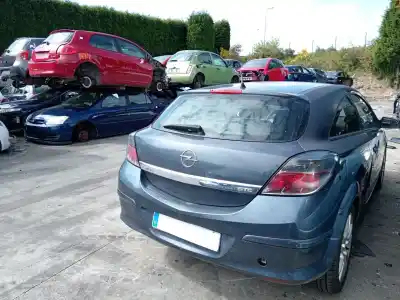 Veículo de Sucata opel astra h gtc (a04) 1.7 cdti (l08) do ano 2006 alimentado z 17 dth